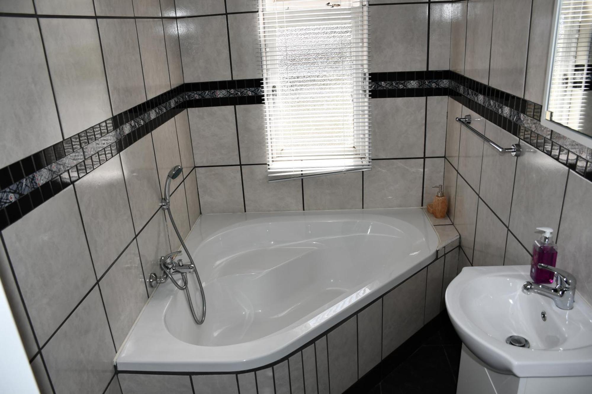 Friendz Guesthouse Knysna Chambre photo